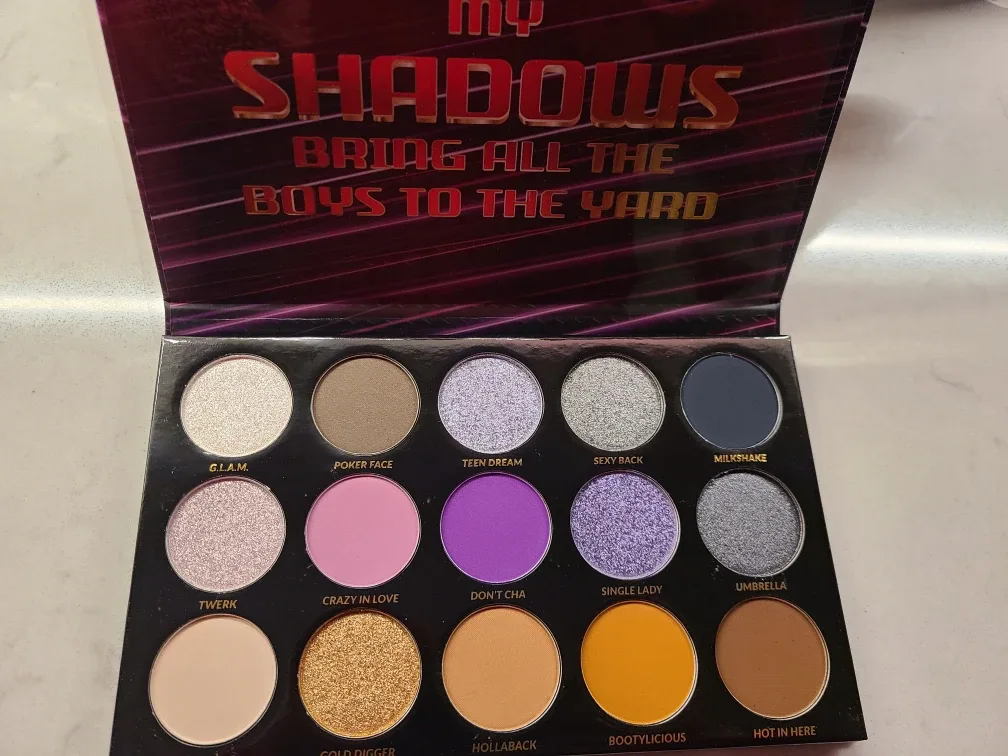 BH Cosmetics 00's Remix Dance Eyeshadow Palette