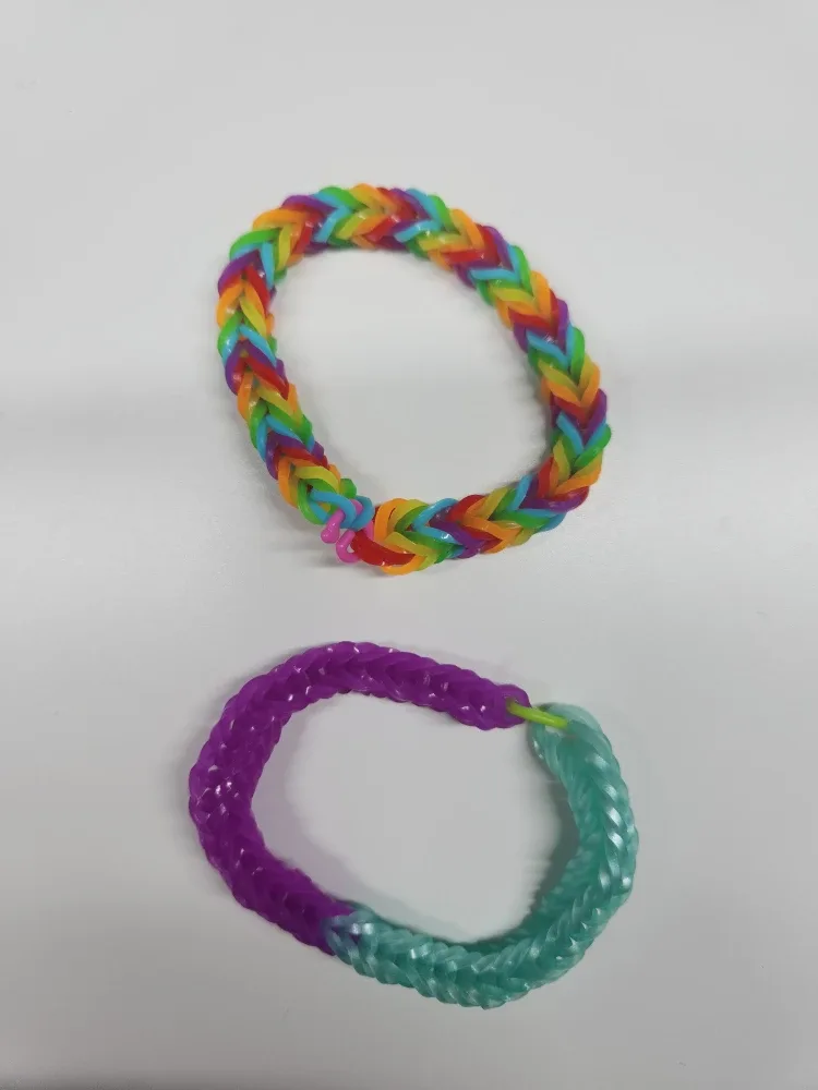 Rainbow Loom Bracelets - Fun & Colourful!