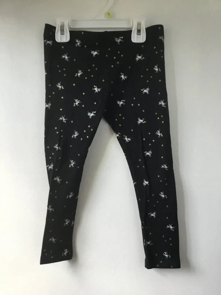 Girls sz 5 leggings $4 each image indicator(2)