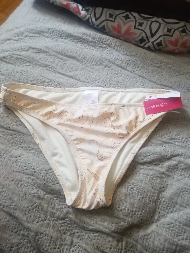 New Xhilaration & Shade & Shore Panties Bottoms image indicator(2)