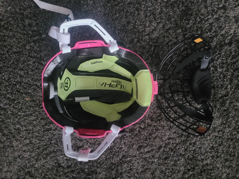 Kids' Hockey Helmet Warrior - Alpha One Youth Combo Pink image indicator(3)