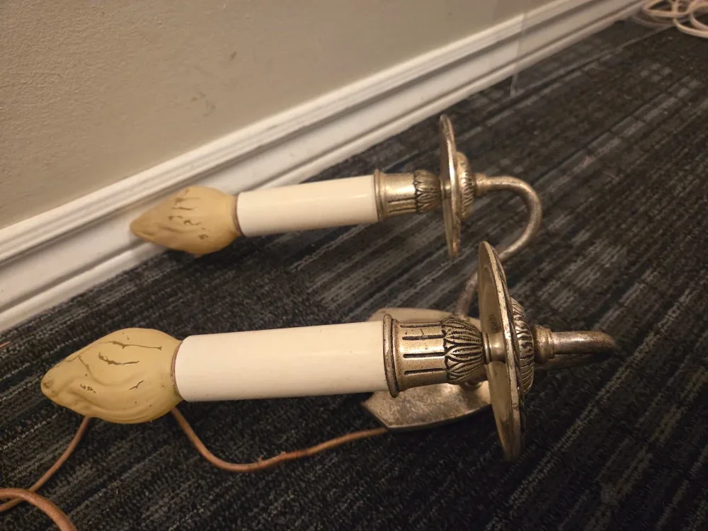 Vintage Brass Candle Wall Sconce image indicator(6)