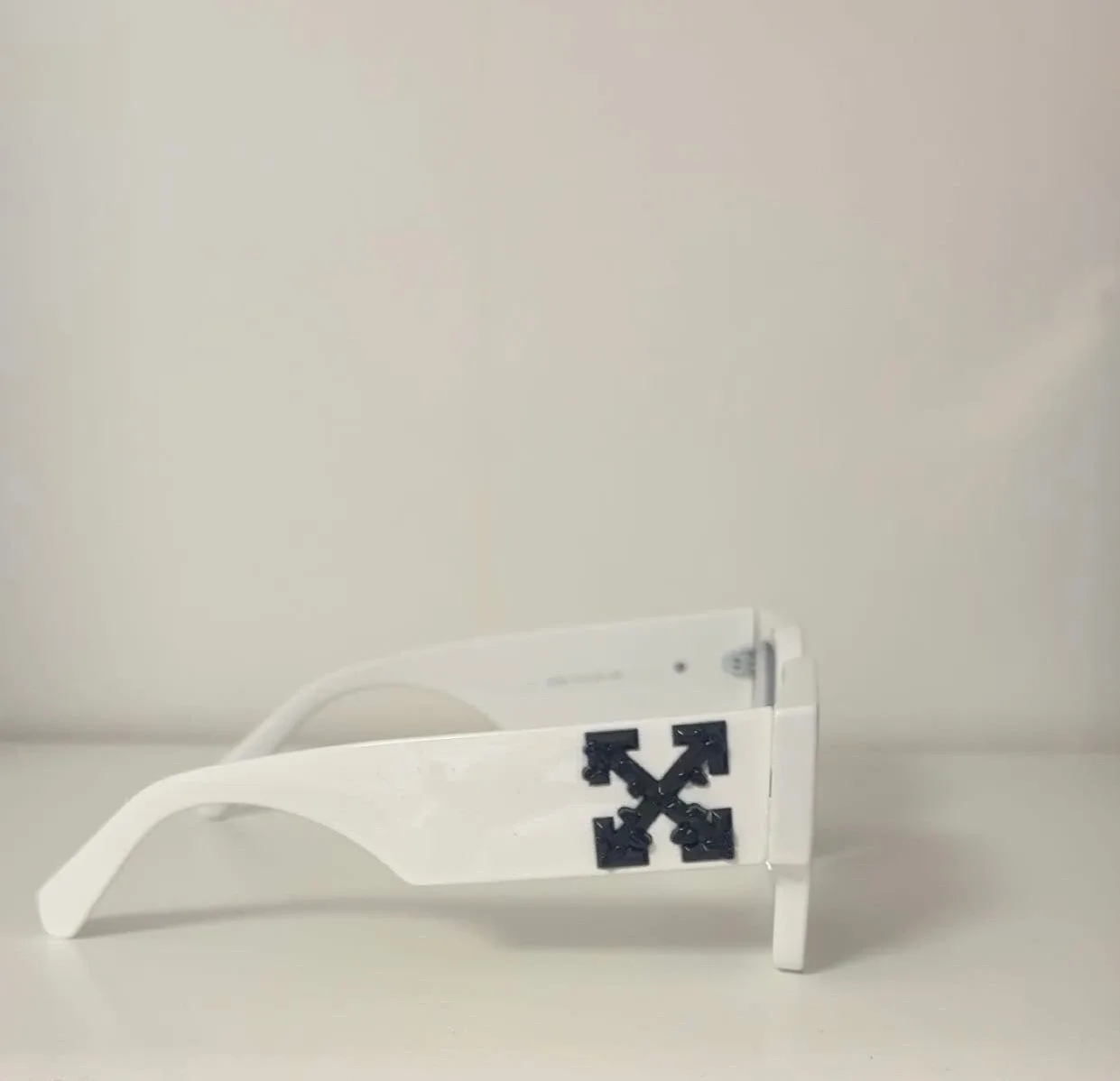 Sunglasses image indicator(6)