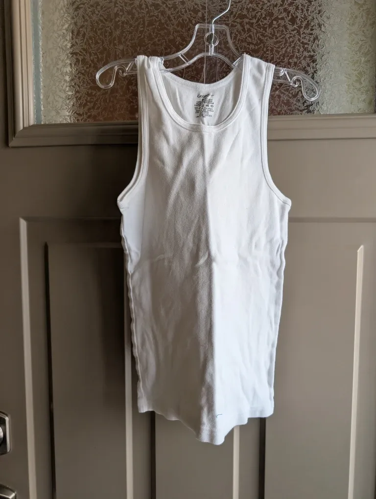 Boys sz med tagless tank undershirt(3)