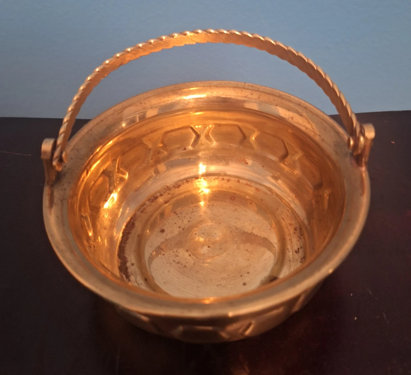 Vintagw Brass Decorative Bowl Basket  with Handle - photo 2