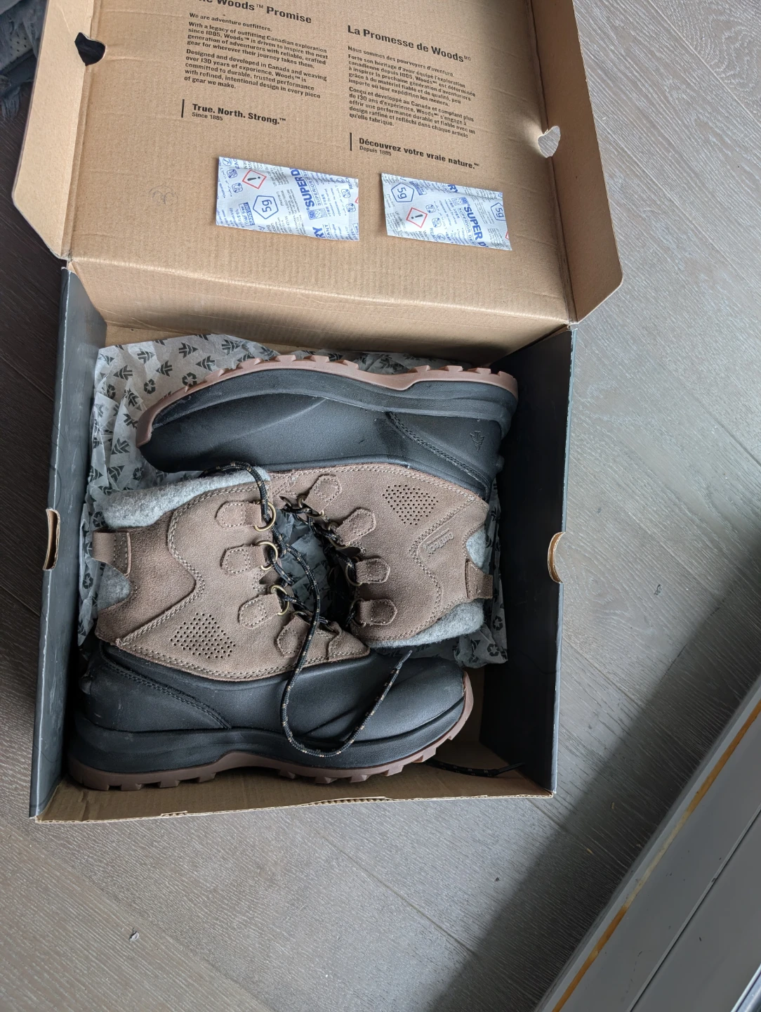 Brand new Woods Halymore III Women's Winter Boots - Size 8 - photo 2