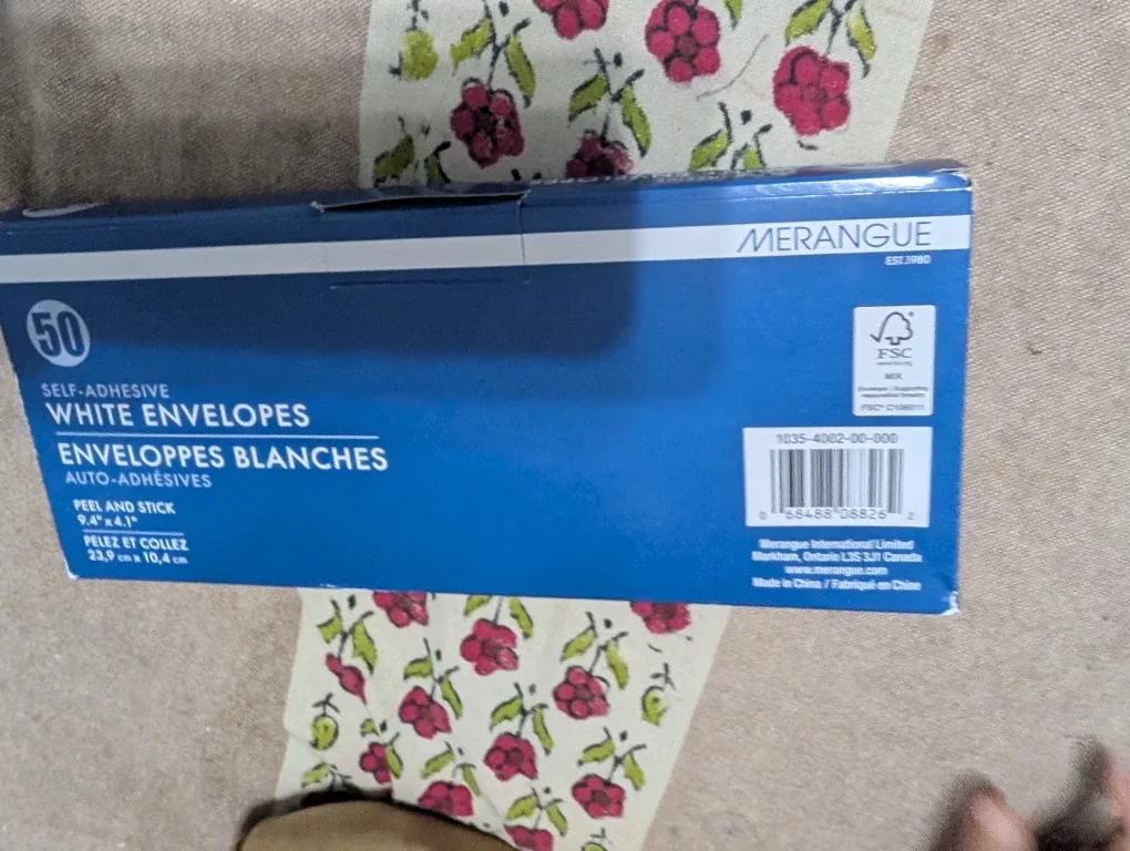 Merangue 50 White Self-Adhesive Envelopes