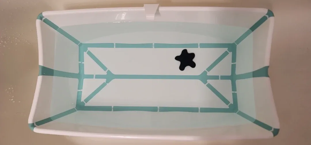 Stokke Flexi Bath - Foldable Baby Bath white (Birth to 4) image indicator(4)
