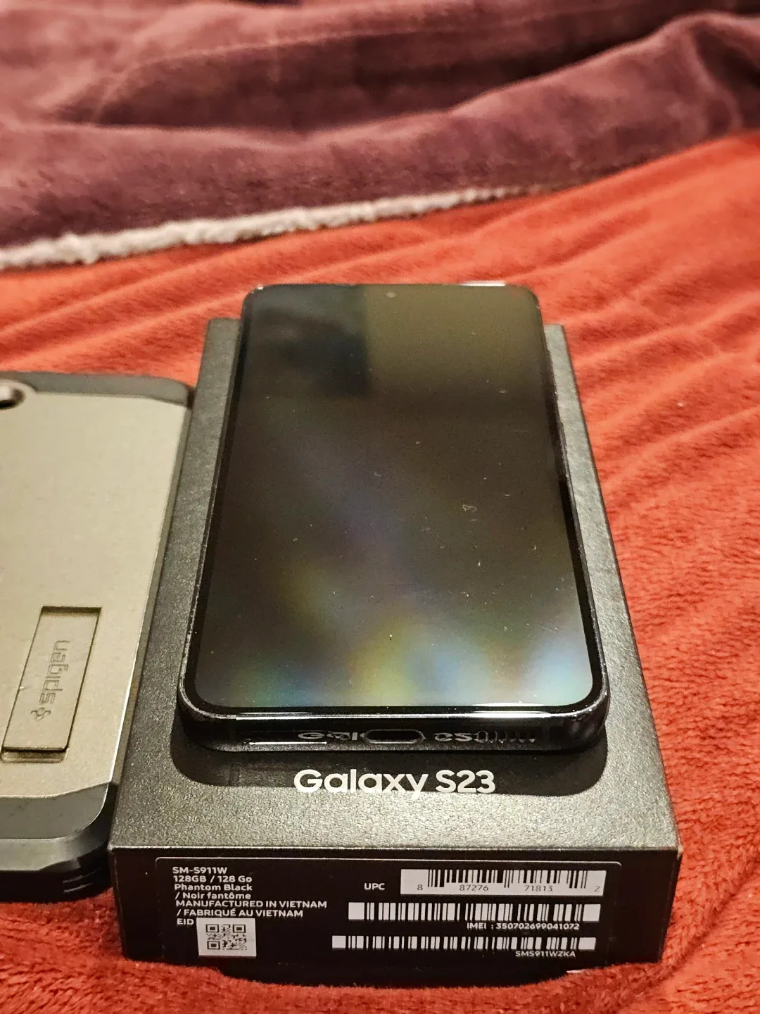 Samsung Galaxy S23 Black 128 GB (4 Cases Included) image indicator(2)