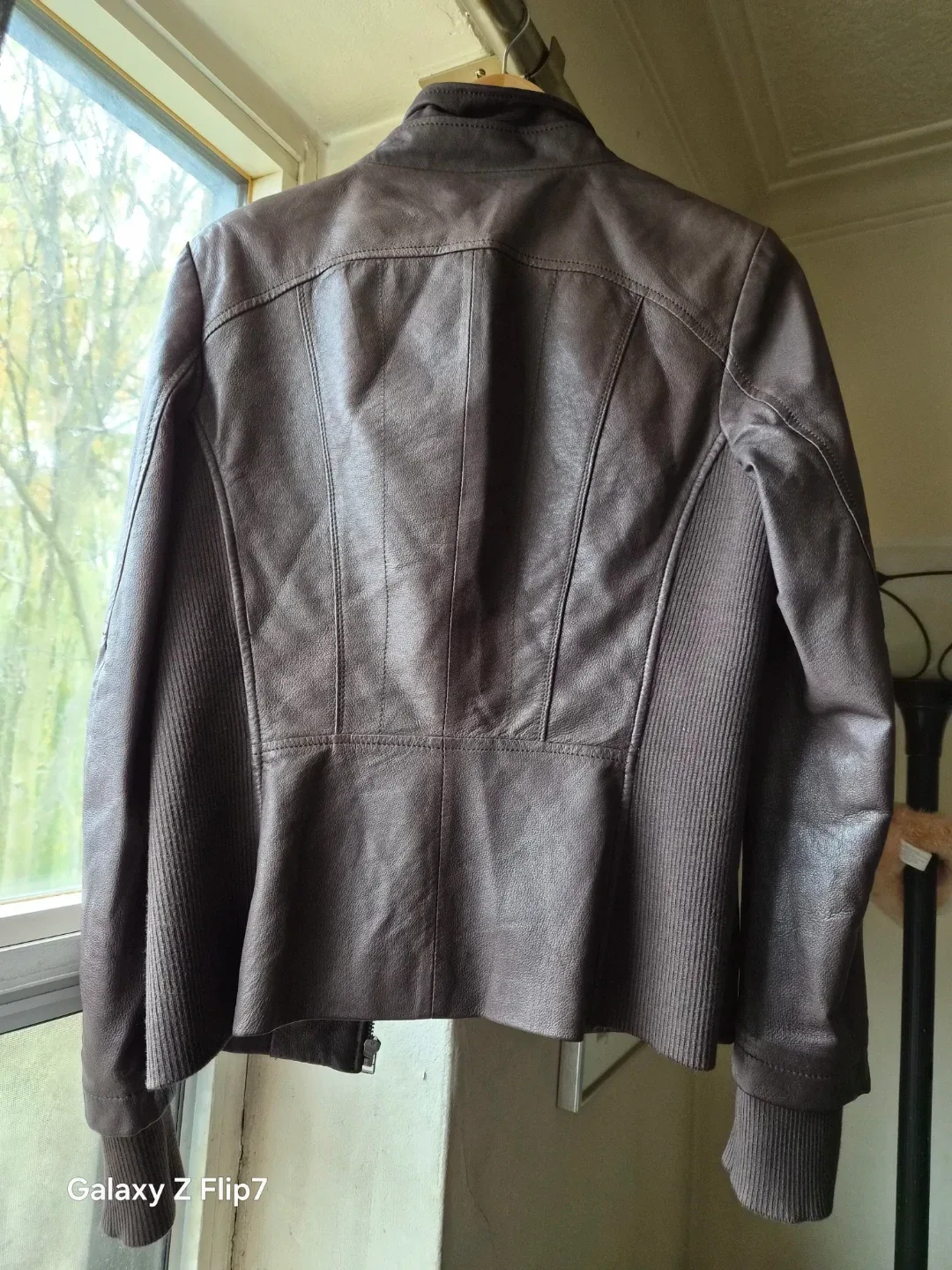 Womans Danier Brown Leather Jacket image indicator(2)