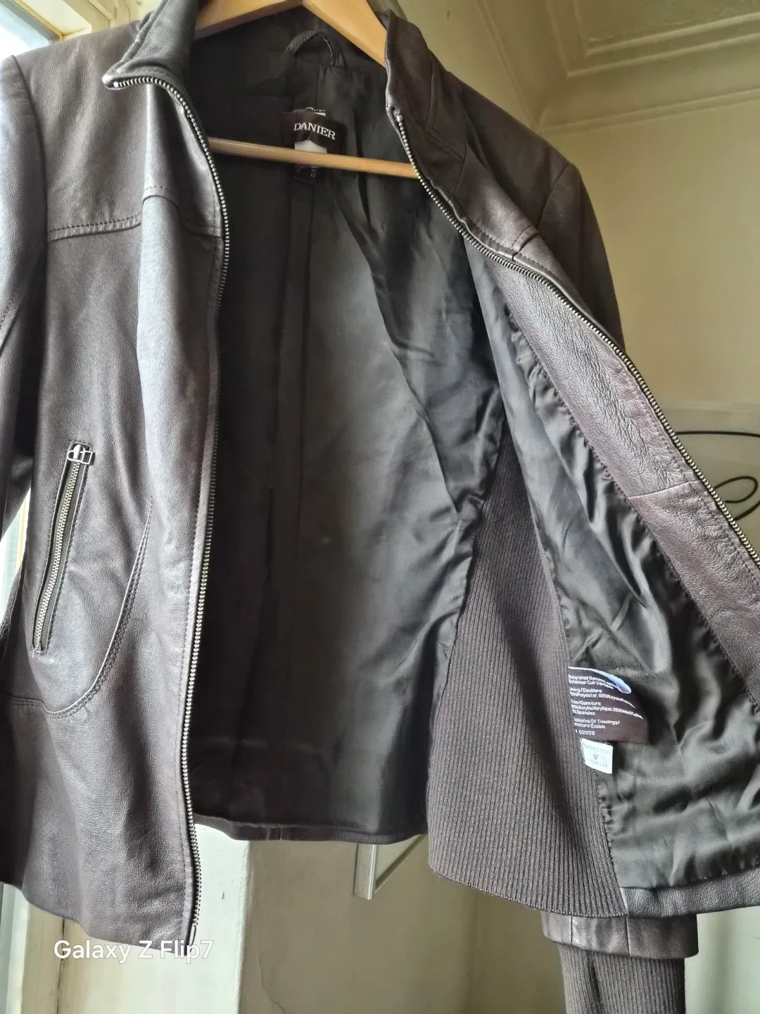 Womans Danier Brown Leather Jacket image indicator(4)