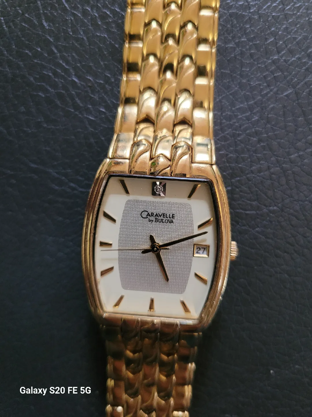 Caravelle by Bulova Gold Watch image indicator(2)