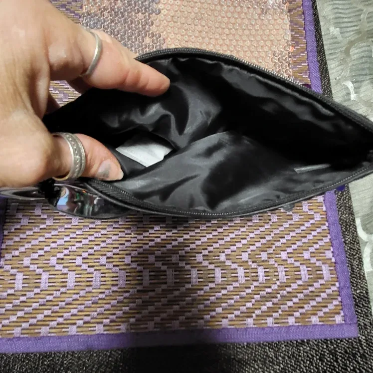 Sequin Cosmetic Bags - Cute & Stylish! image indicator(3)