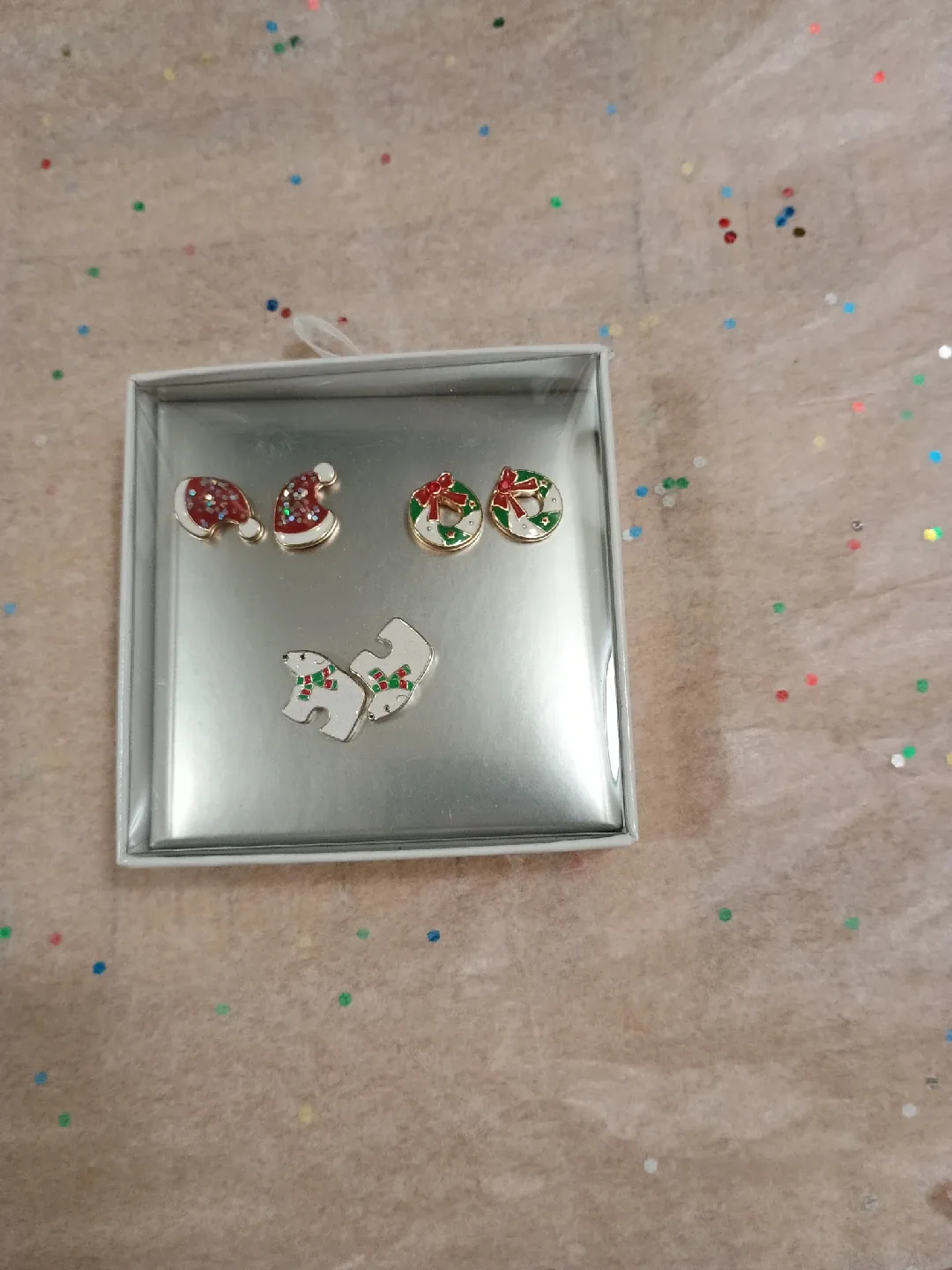 Christmas Earrings Set - New in Box Gift Sets image indicator(6)