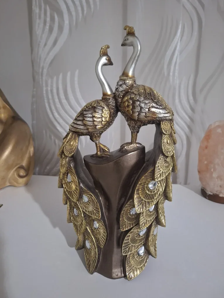 Peacock Statue