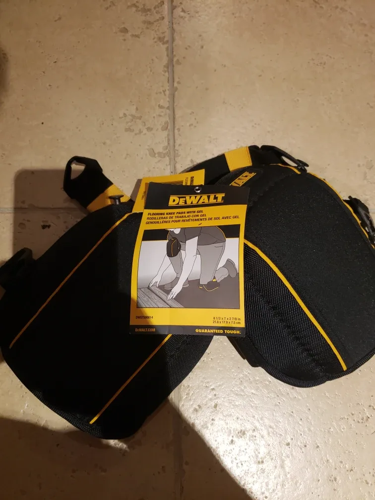 DeWalt Flooring Knee Pads with Gel