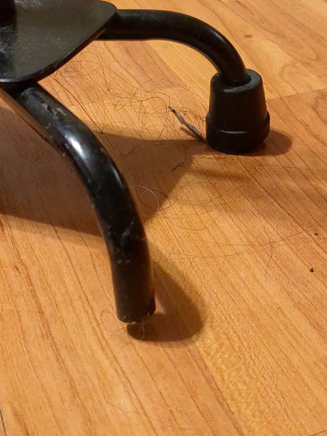 Lighthouse Medical Blue Adjustable Quad Cane image indicator(2)