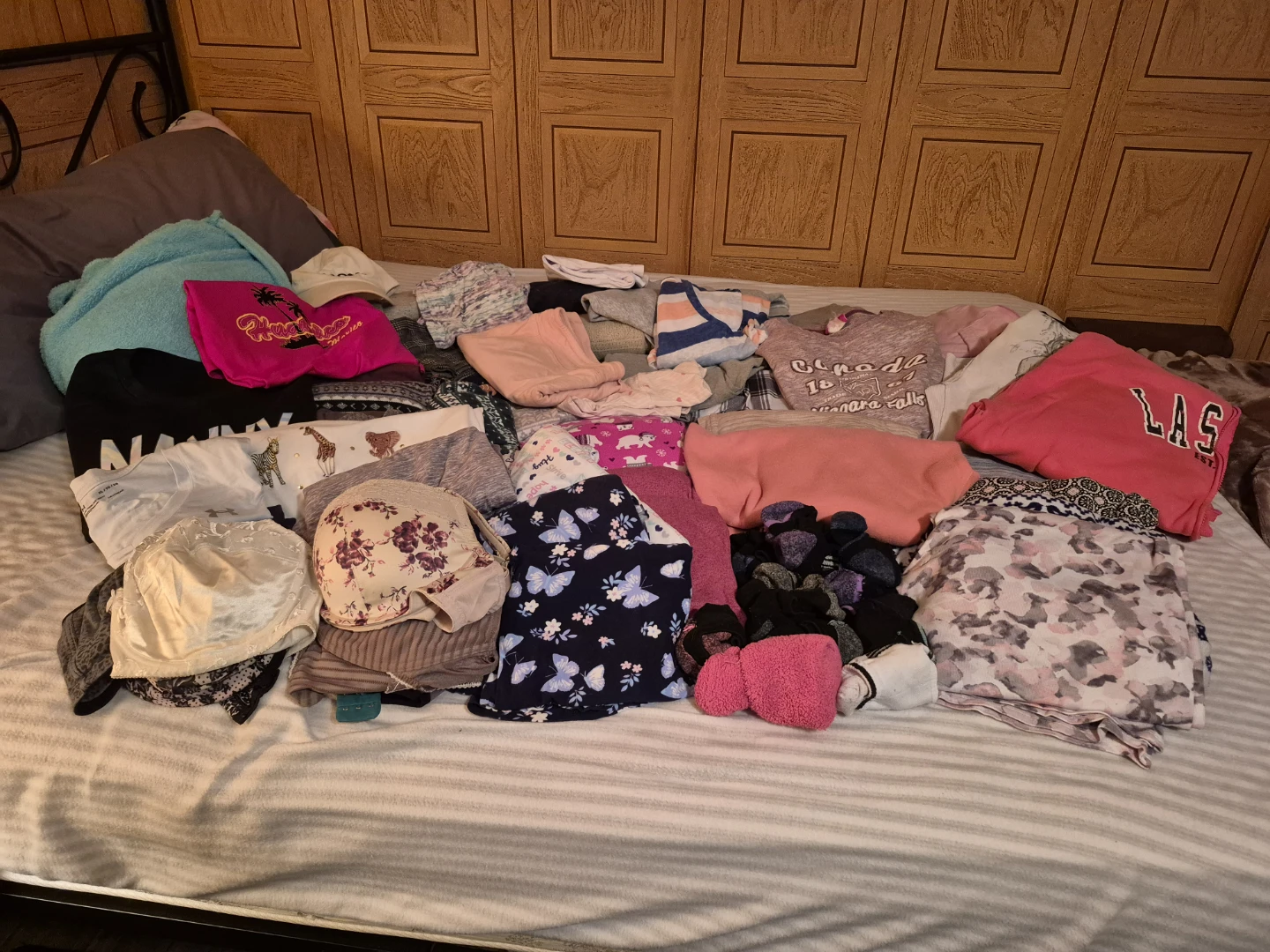 Mixed Clothing Lot - Various Brands & Sizes
