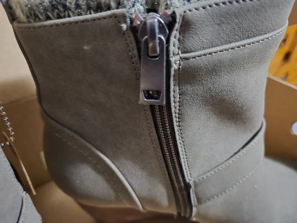 Women's Chelsea Girl Wedge Ankle boots image indicator(6)