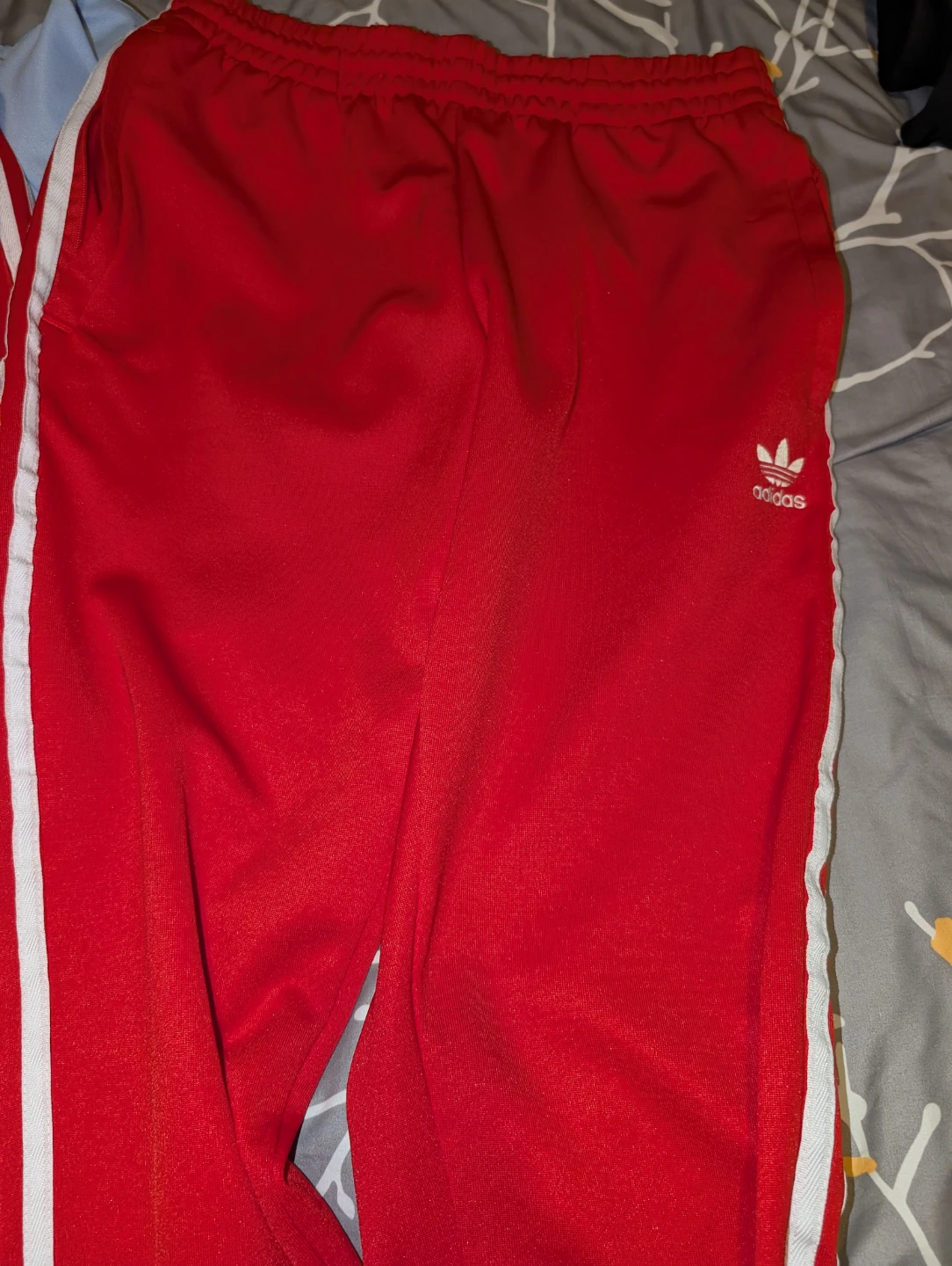 Adidas Red Tracksuit, Size L/M - photo 3