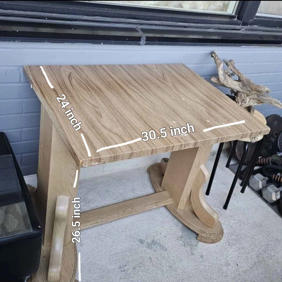 super sturdy wooden table - photo 2