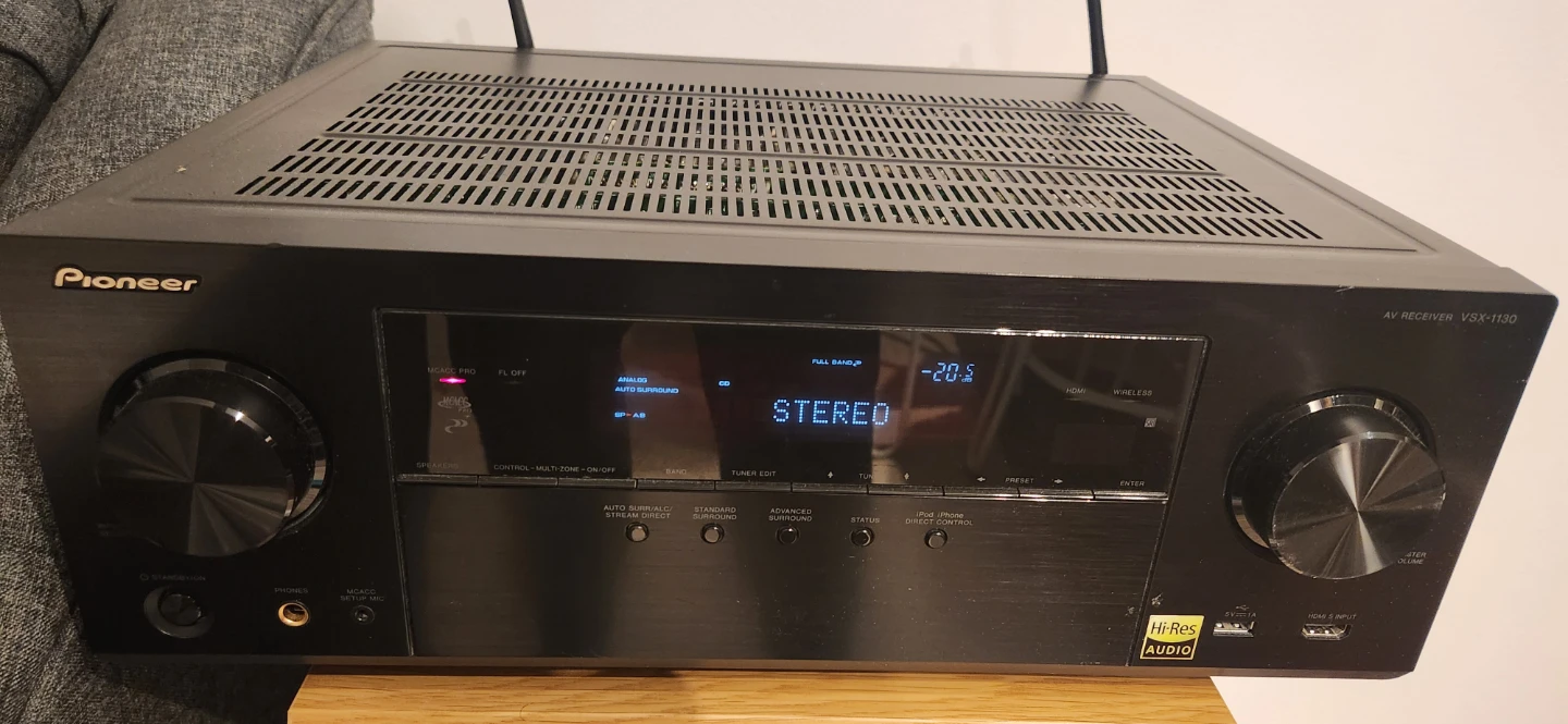 Pioneer VSX-1130 AV Receiver