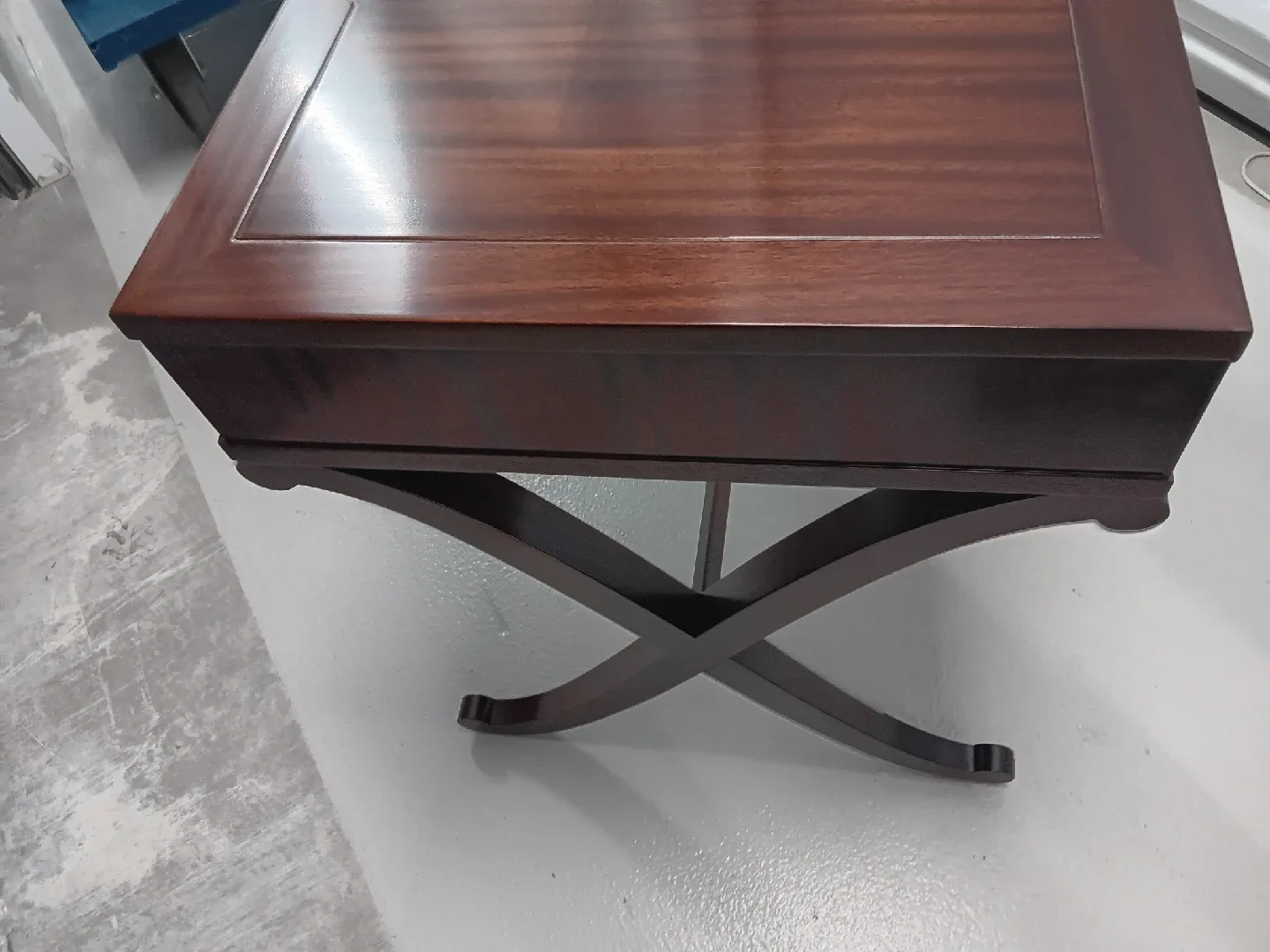 Baker Furniture Side Table image indicator(2)