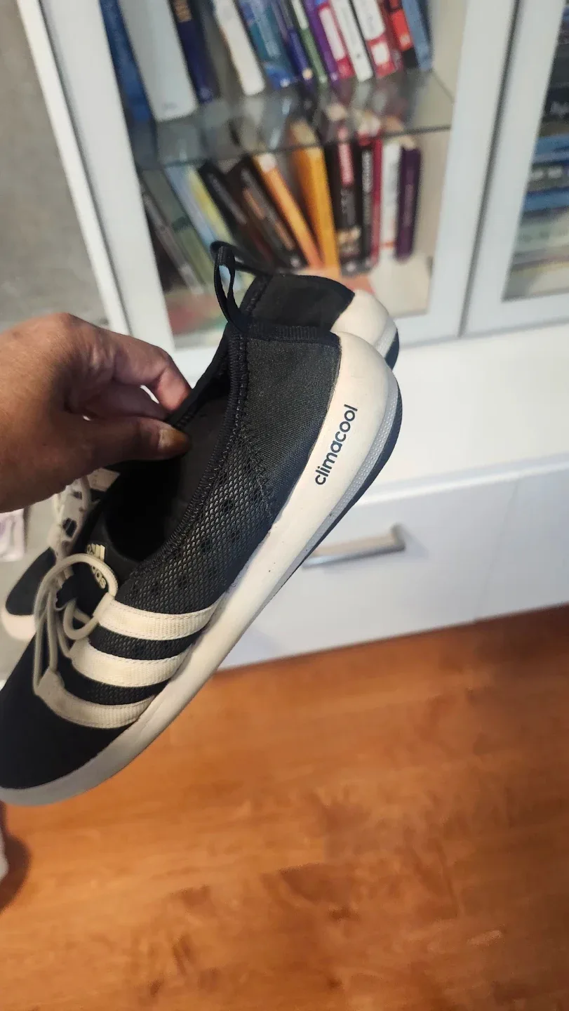 Adidas Climacool  Shoes  brand new- size 8 image indicator(3)