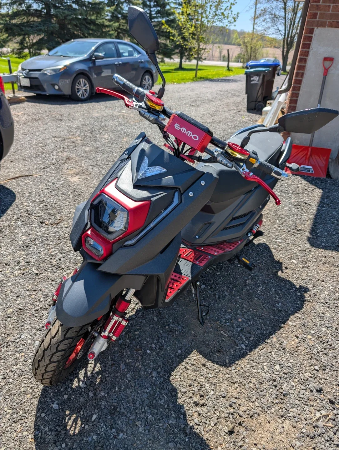 Brand new Koodo Emmo ebike only 56 km on it image indicator(4)