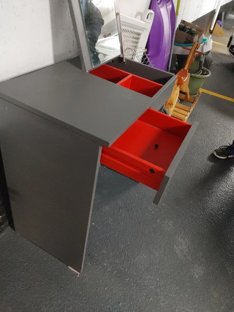 IKEA BRIMNES vanity table  with Red Drawers & mirror image indicator(3)