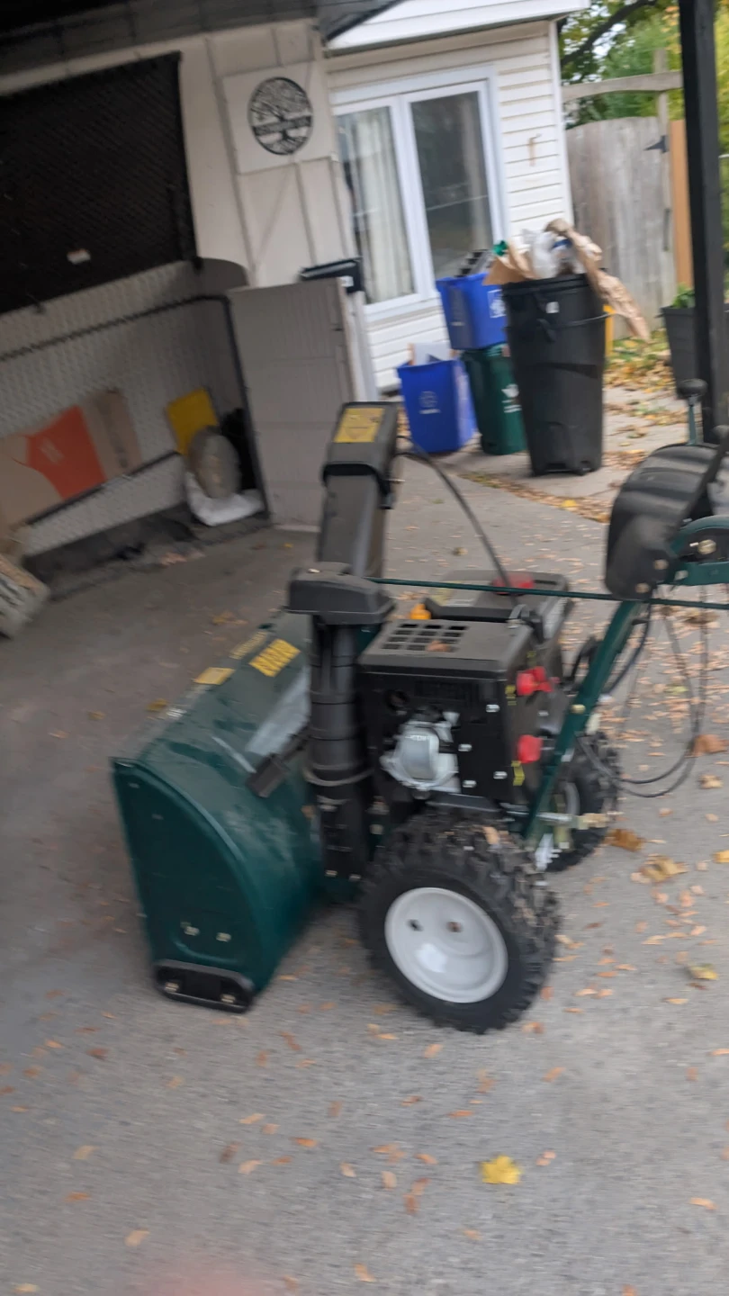 Yardworks 30" Snowblower