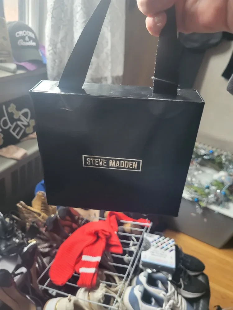 Steve Madden Black Wallet on a String - New image indicator(2)