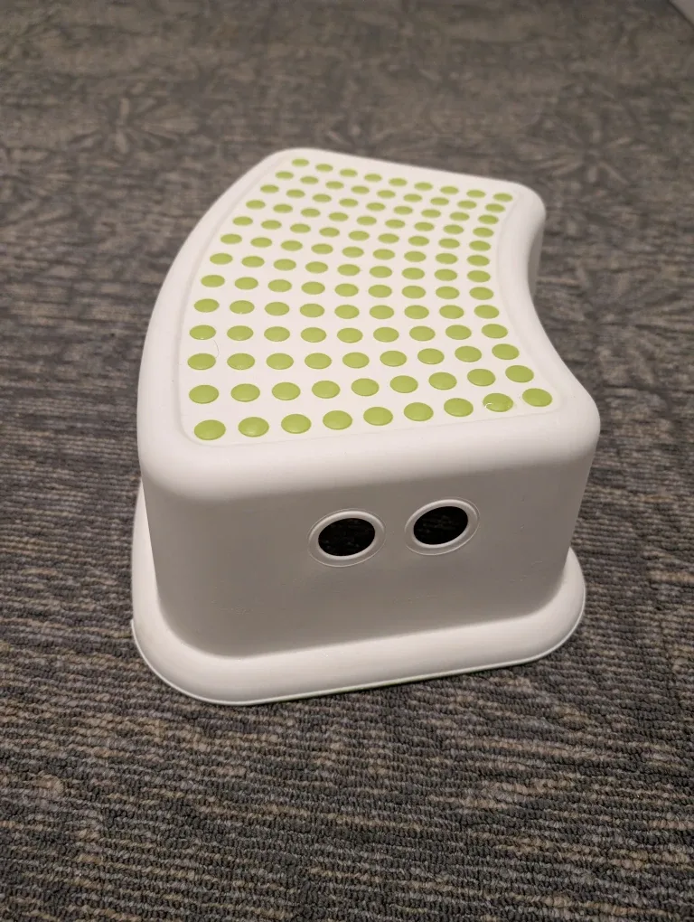 Step Stool - White & Green image indicator(2)