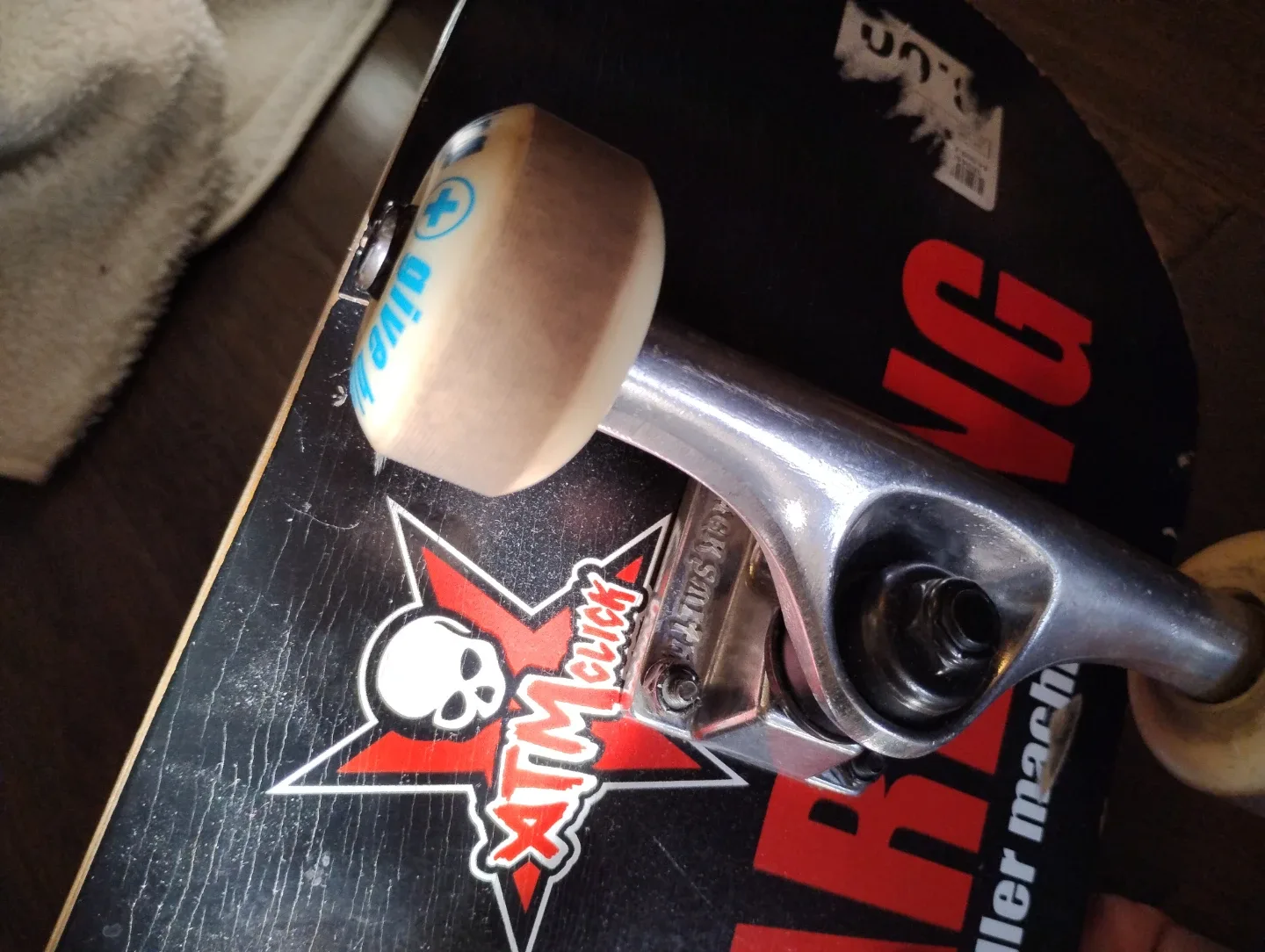 Used Skateboard - Give Blood Go Skateboarding image indicator(4)