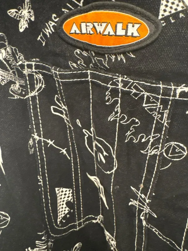 Airwalk x Forever 21 Black Overalls - Size L image indicator(4)