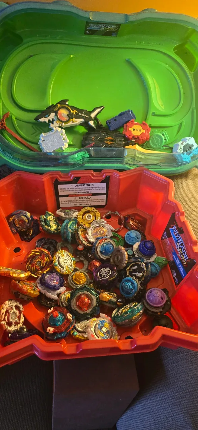 Beyblades Lot