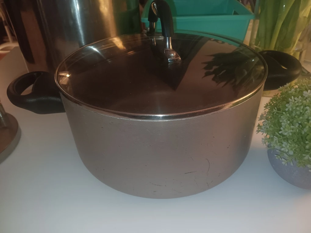 Stock Pot with Lid