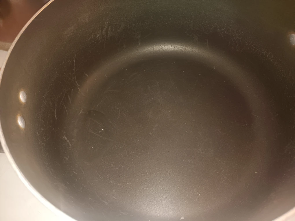 Stock Pot with Lid - photo 2