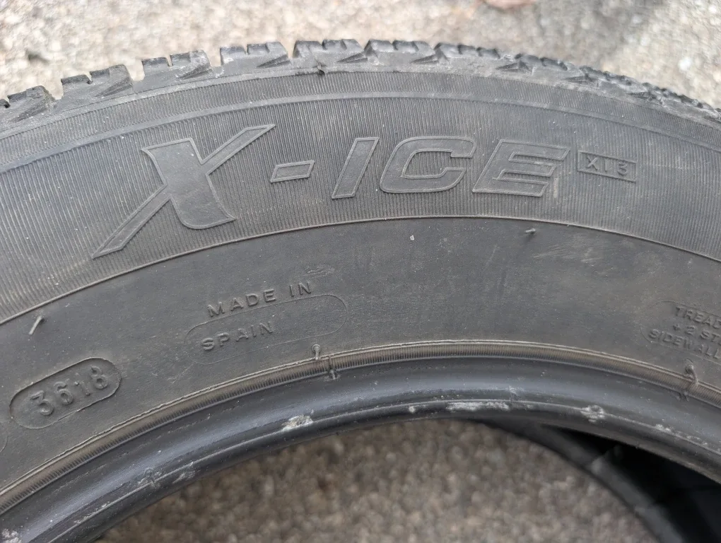 Michelin X-Ice 205/65R16 Winter Tire image indicator(2)