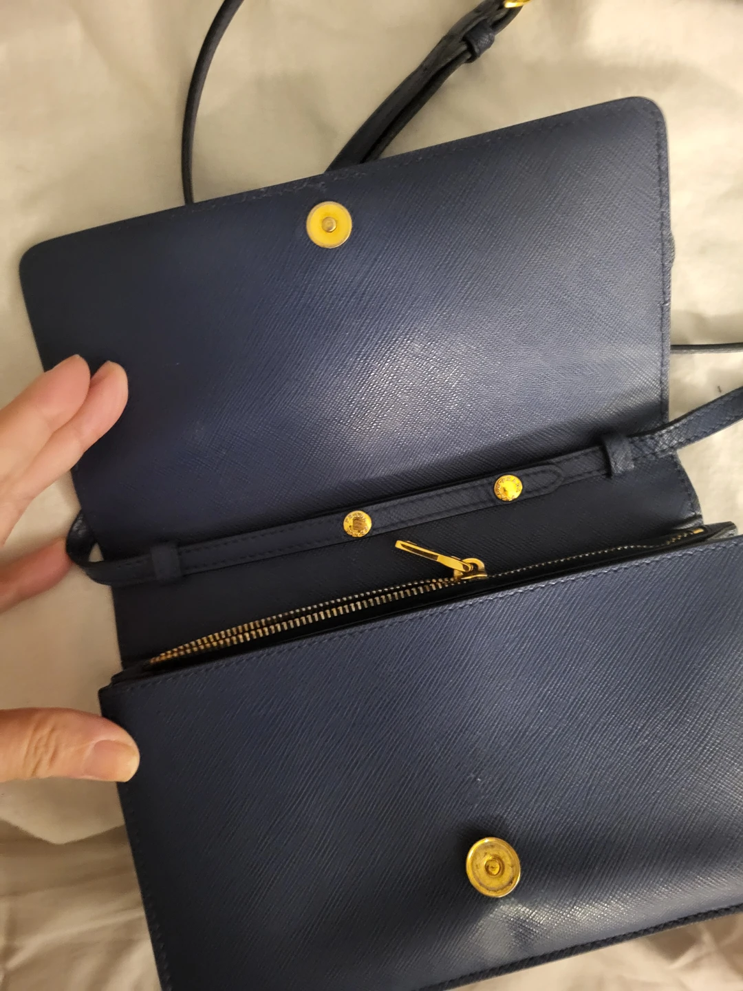 Prada Blue Crossbody Saffiano leather with bow - photo 2