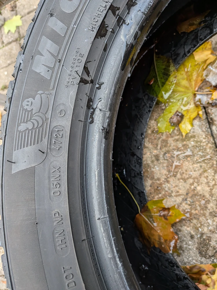Michelin X-Ice Snow 235/50R18 Tires - photo 5