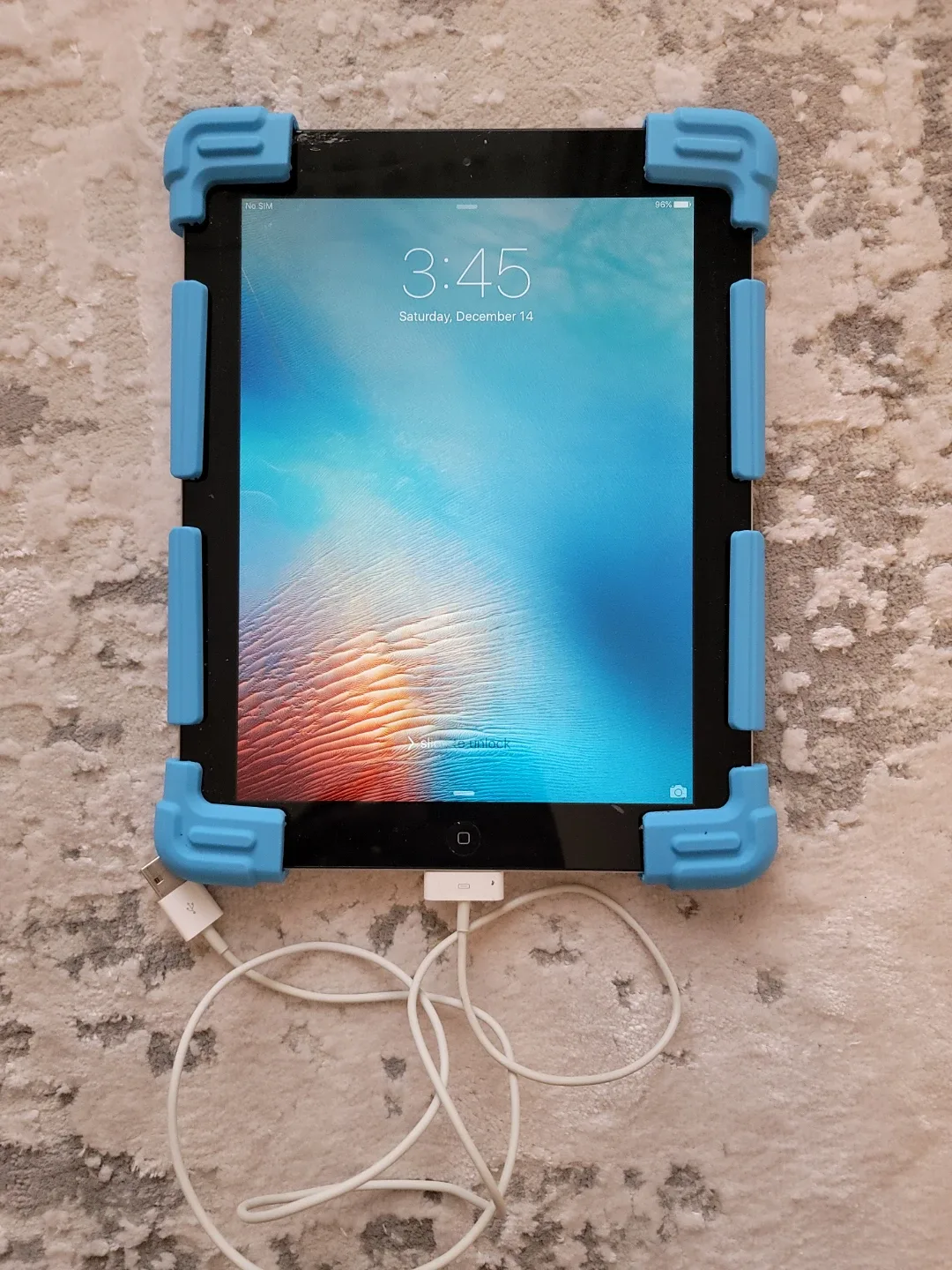 iPad 3rd gen 32GB Silver with cellular and wifi