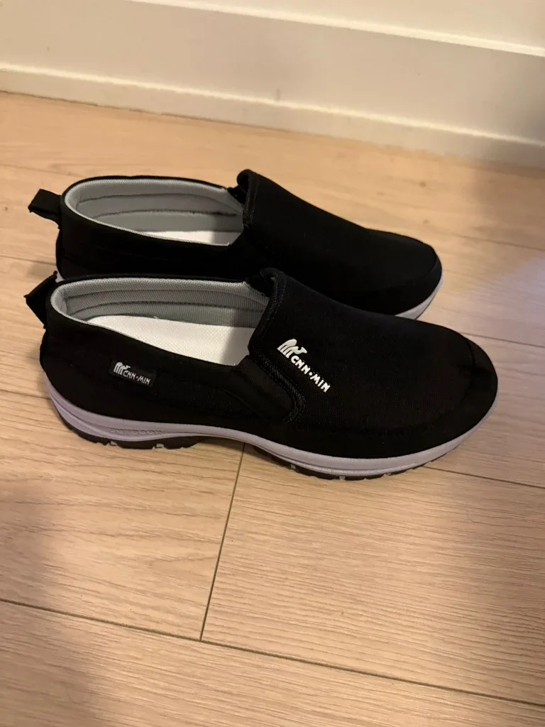 Black Slip-On Orthopedic Shoes - Size 43 image indicator(2)