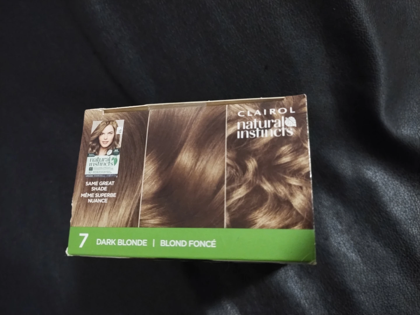 Clairol Natural Instincts 7 Dark Blonde Hair Dye - photo 2