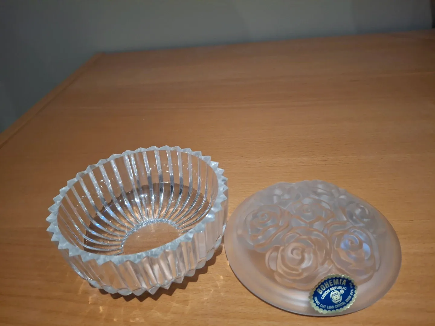 Bohemia Crystal Covered Trinket Dish - New in Box image indicator(3)