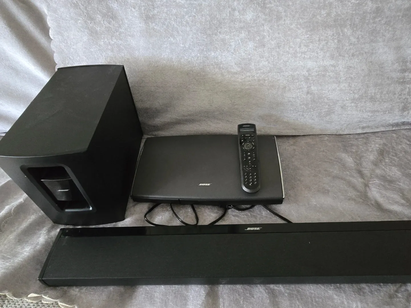 Bose Lifestyle 135 Home Theatre System image indicator(2)