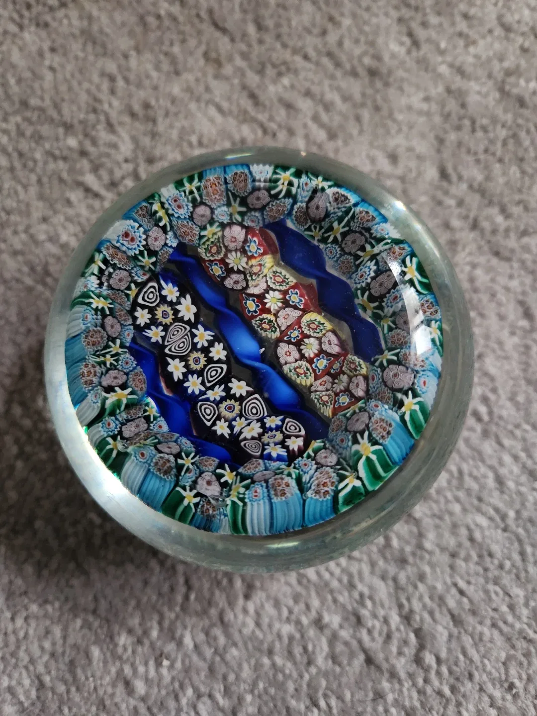 Vintage Millefiori Glass Paperweight image indicator(2)