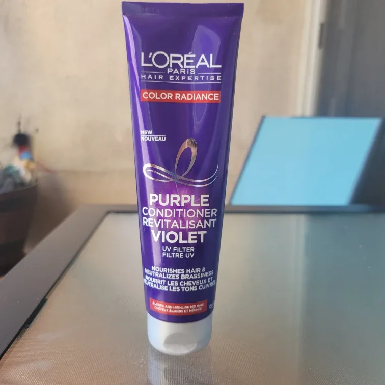 L'Oréal Paris Purple Conditioner