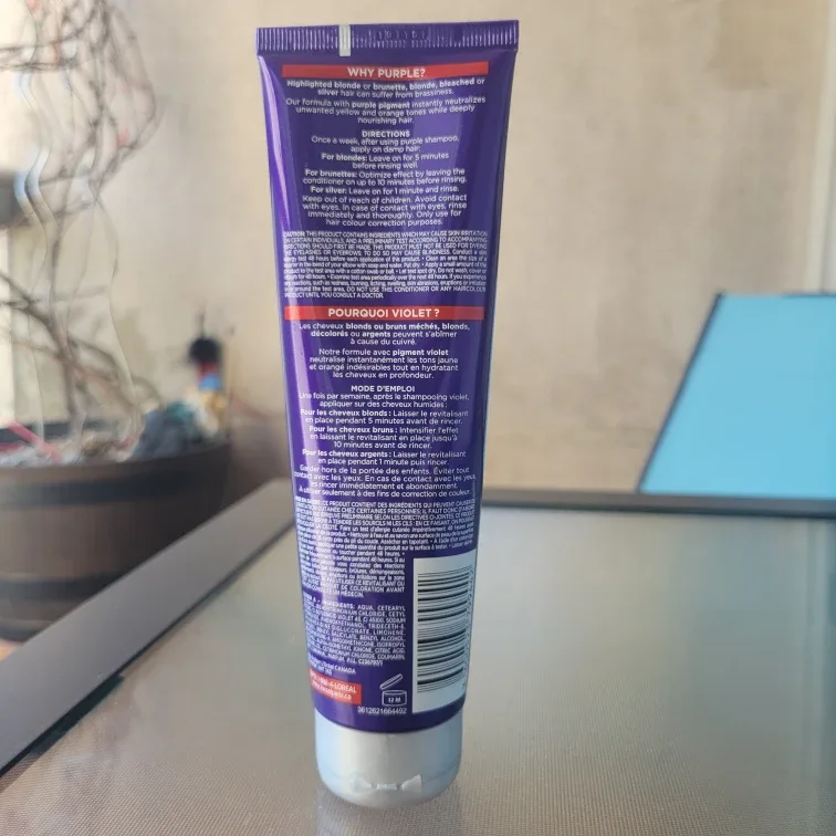 L'Oréal Paris Purple Conditioner image indicator(2)