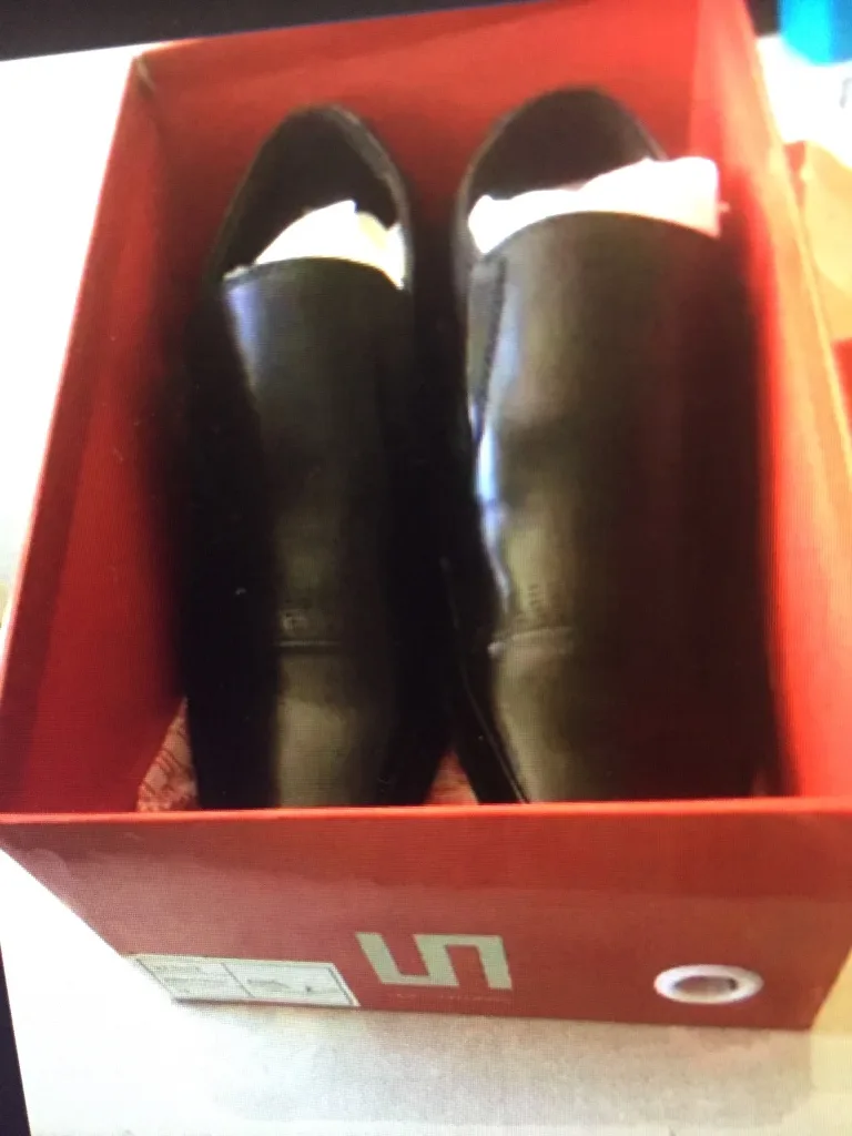 Men’s  Jacket, Pants, Shoes image indicator(8)